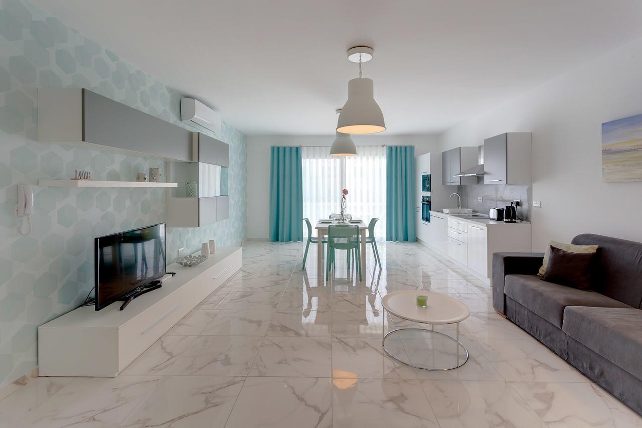 Marvelous 2 Bedroom Apartment By The Sea Qawra Zewnętrze zdjęcie